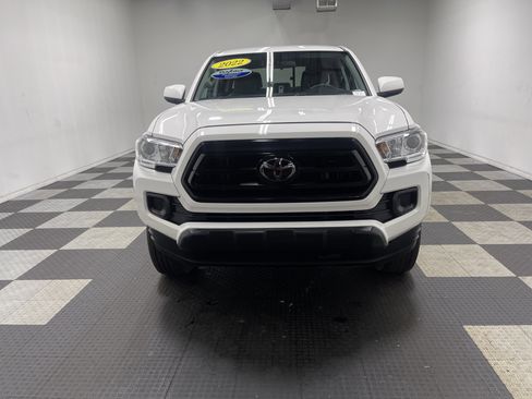 Used 2022 Toyota Tacoma SR image 7