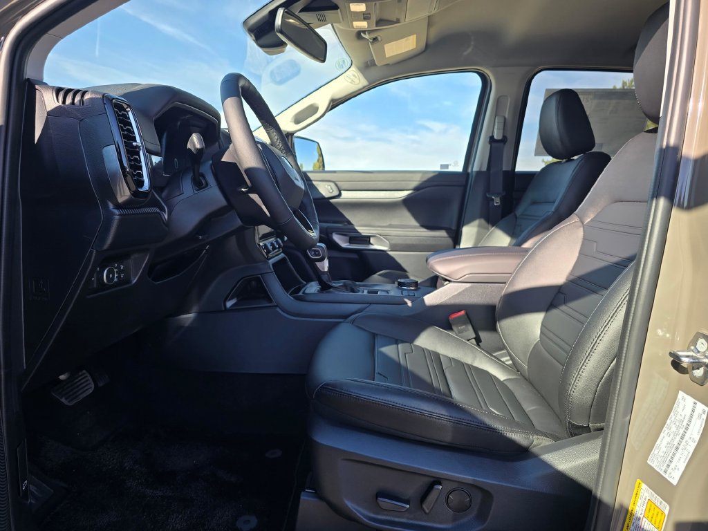 New 2026 Ford Ranger Lariat w/ Black Appearance Package AWD/4WD image 10