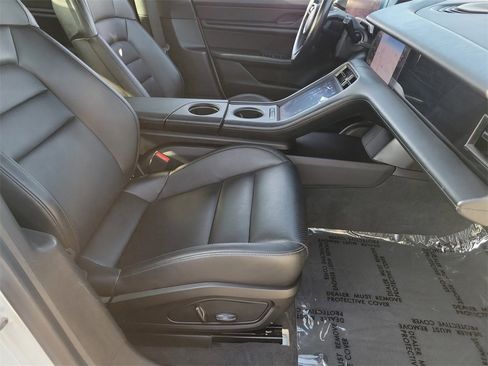 Used 2021 Porsche Taycan 4S image 15