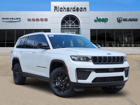 New 2026 Jeep Grand Cherokee L 4WD image 1