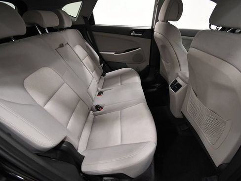 Used 2017 Hyundai Tucson Sport AWD/4WD image 16