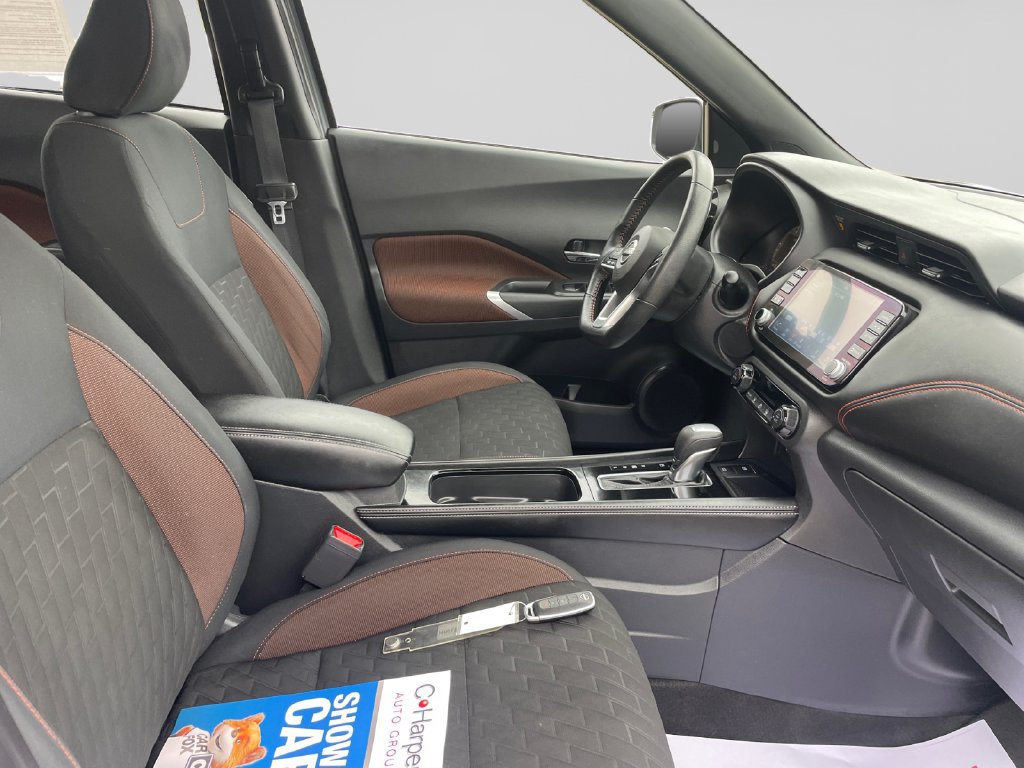 Used 2023 Nissan Kicks SR FWD image 11