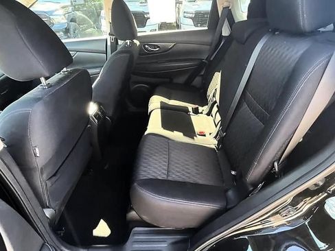 Used 2019 Nissan Rogue S w/ Special Edition Package FWD image 26