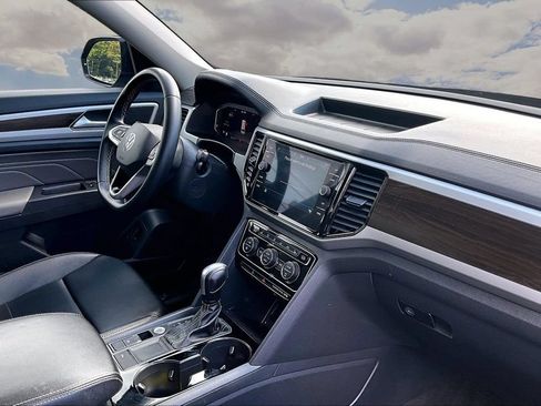 Used 2023 Volkswagen Atlas SE w/ Panoramic Sunroof Package FWD image 27