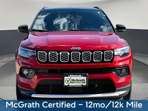 Used 2025 Jeep Compass Limited AWD/4WD image 2