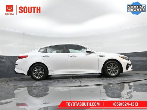 Used 2020 Kia Optima LX image 35