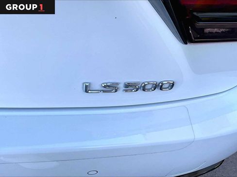 Used 2024 Lexus LS 500 F Sport w/ Dynamic Handling Package RWD image 31