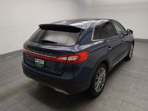 Used 2016 Lincoln MKX Reserve w/ Climate Package FWD image 9