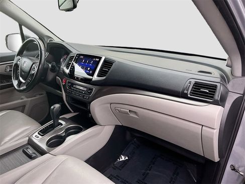 Used 2017 Honda Pilot EX-L image 31