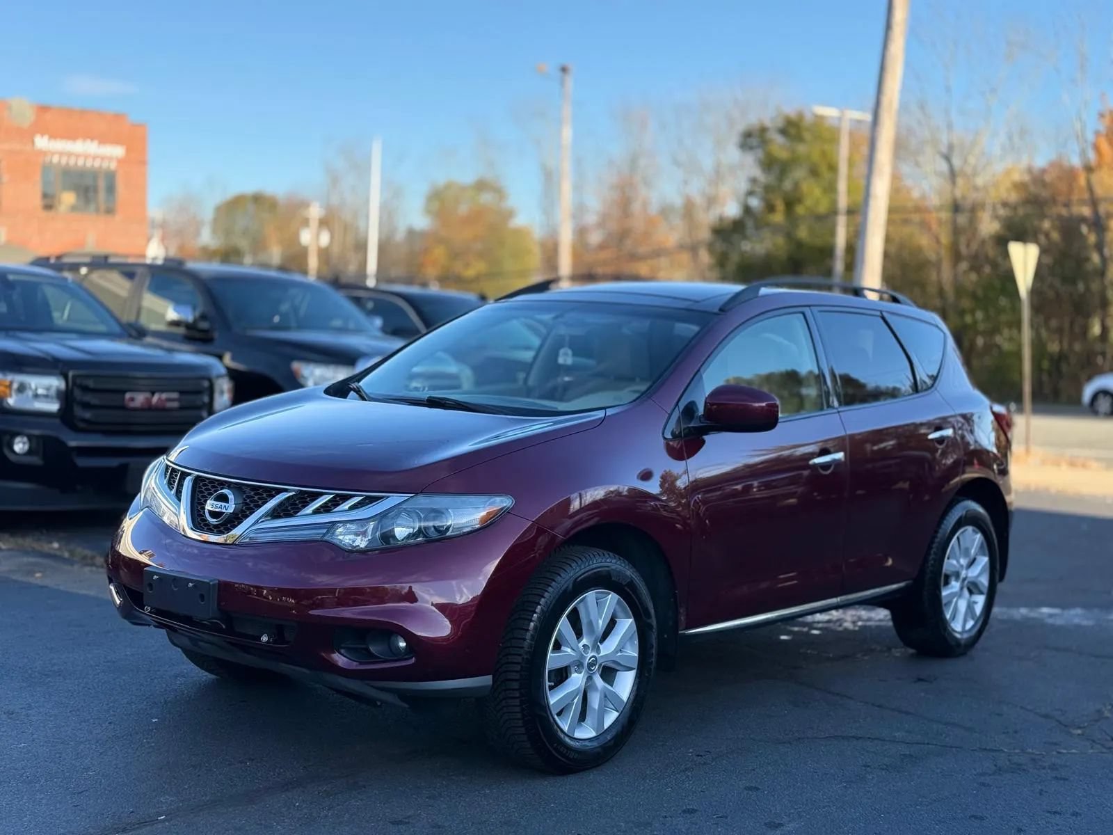 Used 2012 Nissan Murano SV AWD/4WD image 3