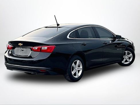 Used 2020 Chevrolet Malibu LS FWD image 3