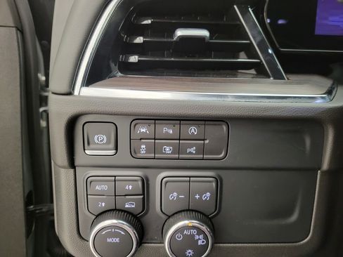 Certified 2025 Chevrolet Tahoe LT image 6