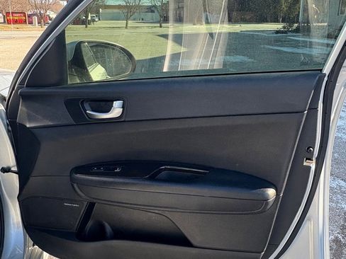 Used 2019 Kia Optima EX w/ EX Premium Package image 15