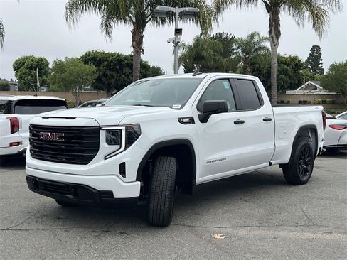 New 2026 GMC Sierra 1500 Pro w/ Graphite Edition image 7