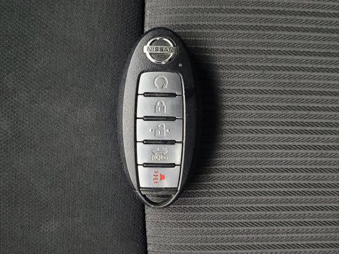 Used 2021 Nissan Sentra SV FWD image 32