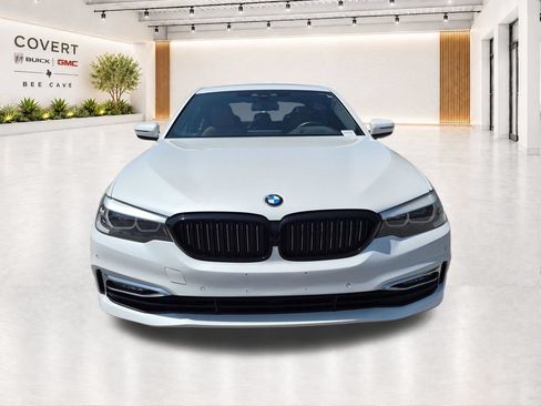 Used 2018 BMW 540i RWD image 3