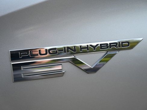 Used 2023 Mitsubishi Outlander SEL image 4