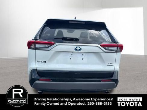 Used 2021 Toyota RAV4 XSE w/ XSE Grade Weather Package AWD/4WD image 3