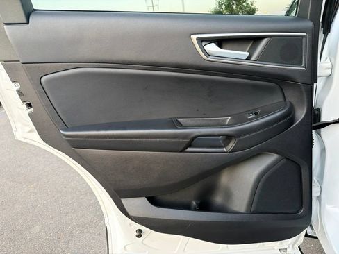 Used 2024 Ford Edge SEL AWD/4WD image 19