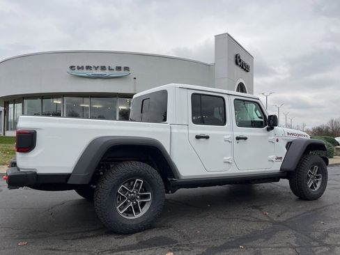 New 2026 Jeep Gladiator Mojave image 50