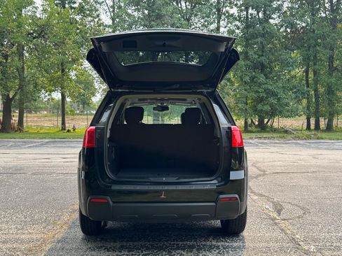 Used 2015 GMC Terrain SLE w/ Convenience Package AWD/4WD image 15