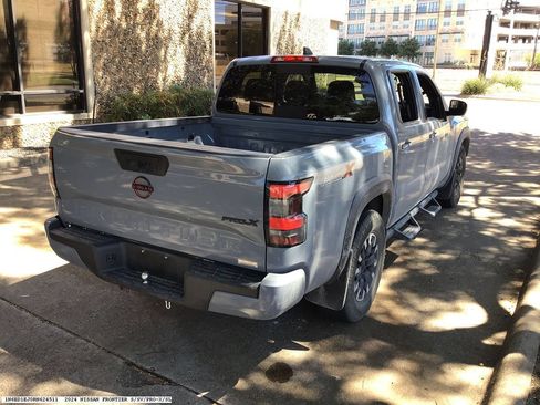 Used 2024 Nissan Frontier Pro-X RWD image 5