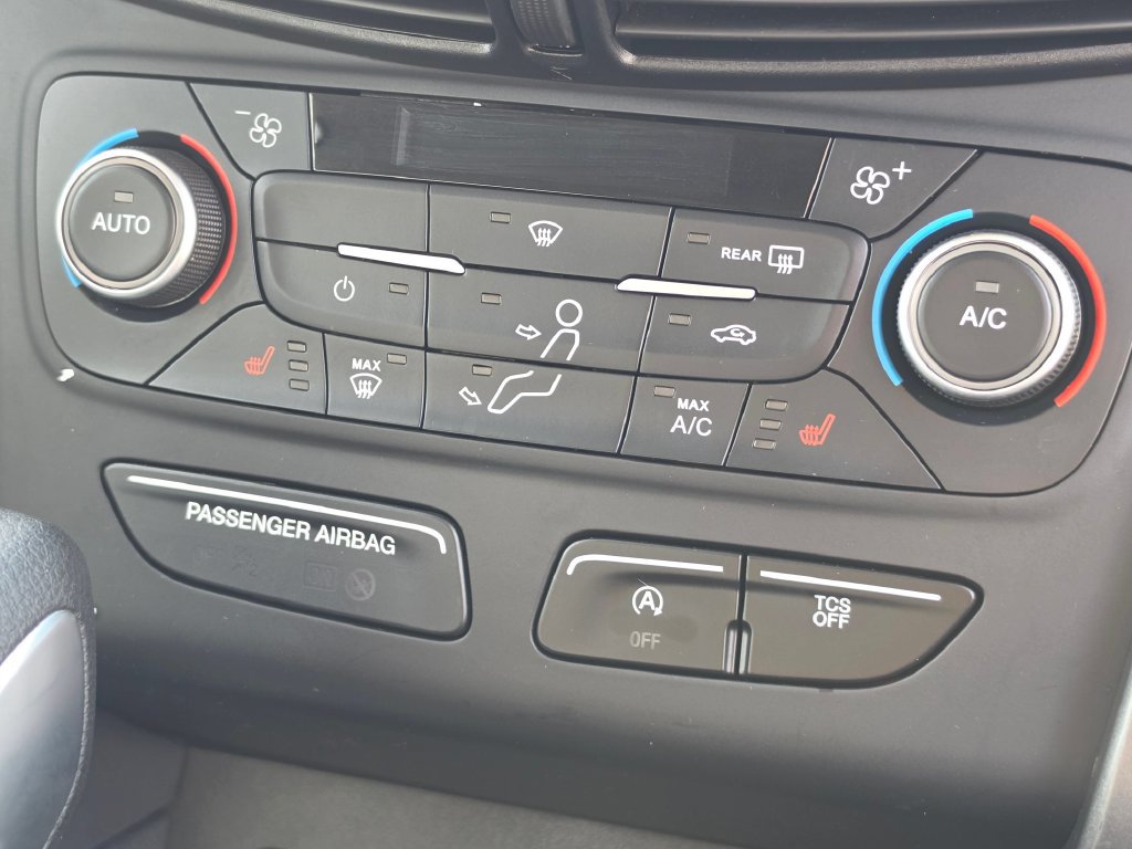 Used 2018 Ford Escape SE AWD/4WD image 17