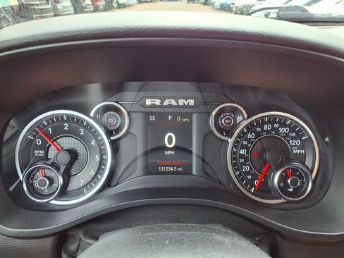 Used 2020 RAM 1500 Big Horn AWD/4WD image 14