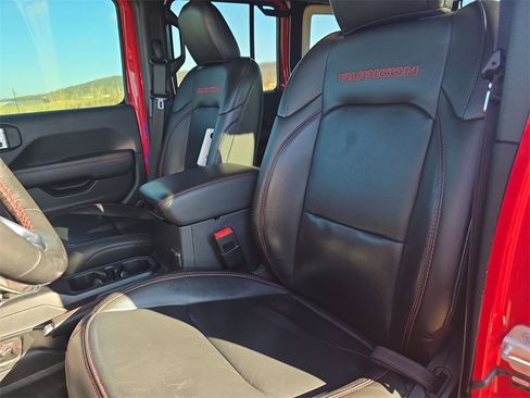 Used 2021 Jeep Wrangler Unlimited Rubicon image 11