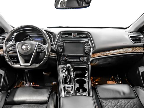 Used 2017 Nissan Maxima Platinum FWD image 22