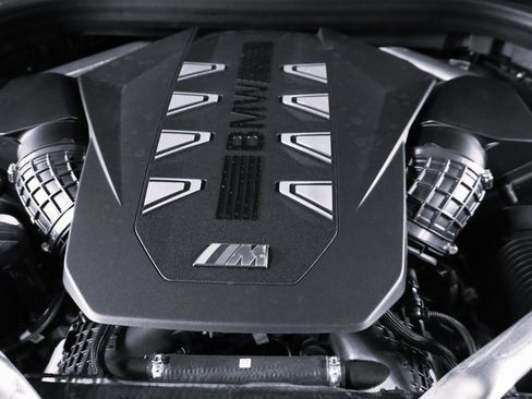 Used 2026 BMW X7 M60i image 76