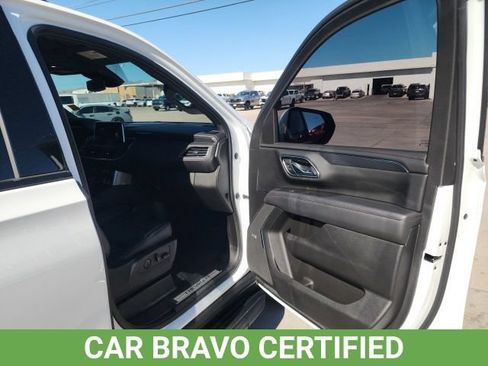 Certified 2023 Chevrolet Suburban RST w/ Luxury Package AWD/4WD image 30
