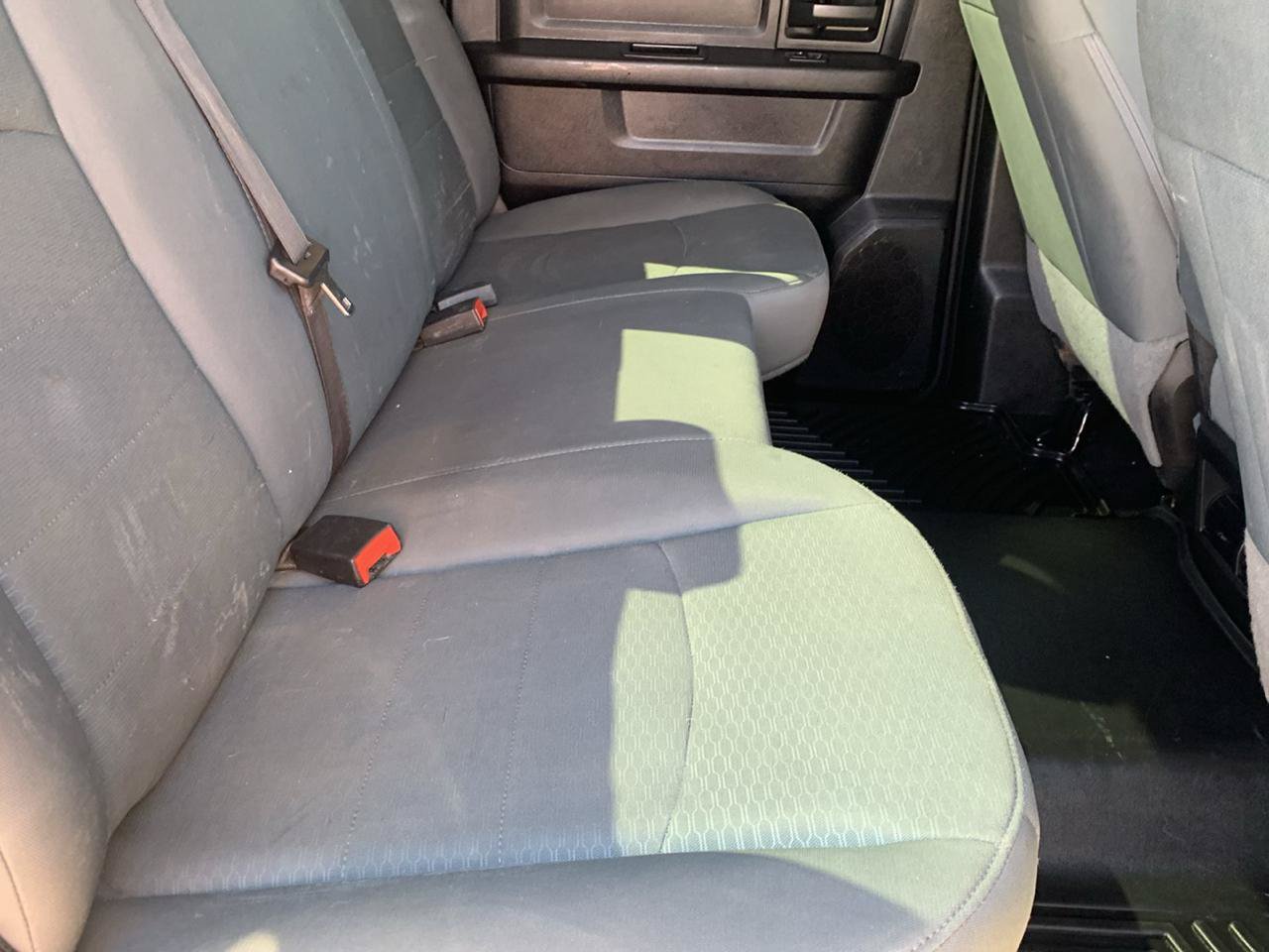 Used 2018 RAM 2500 Tradesman w/ Chrome Appearance Group AWD/4WD image 17