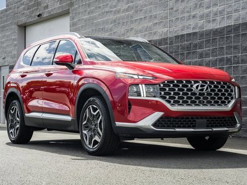 Used 2023 Hyundai Santa Fe Limited image 2