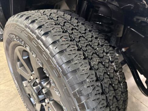 Certified 2025 RAM 2500 Big Horn AWD/4WD image 5