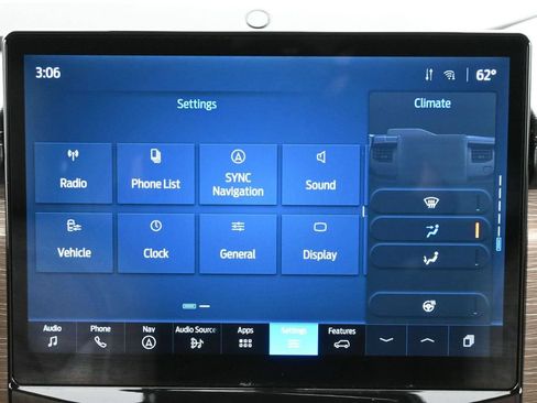 Used 2024 Ford Expedition Limited AWD/4WD image 10