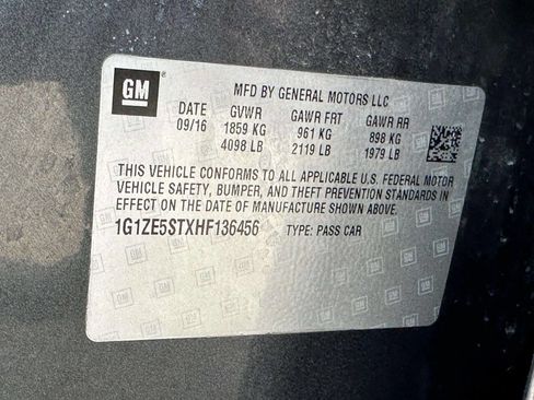 Used 2017 Chevrolet Malibu LT w/ Leather Package image 23