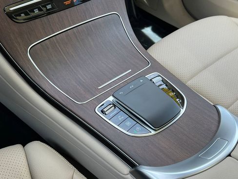 Certified 2022 Mercedes-Benz GLC 300 4MATIC image 28