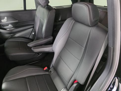 Certified 2024 Mercedes-Benz GLS 450 4MATIC image 16