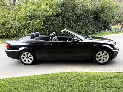 Used 2005 BMW 325Ci Convertible RWD image 16