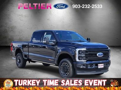 New 2025 Ford F350 Platinum w/ FX4 Off-Road Package