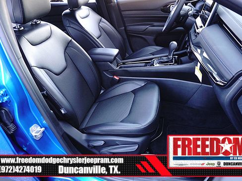 New 2026 Jeep Compass Latitude image 15