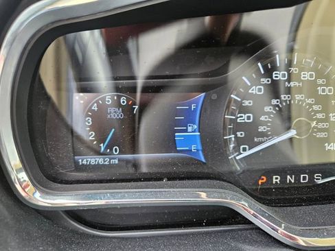 Used 2015 Lincoln MKT AWD w/ Equipment Group 201A image 11