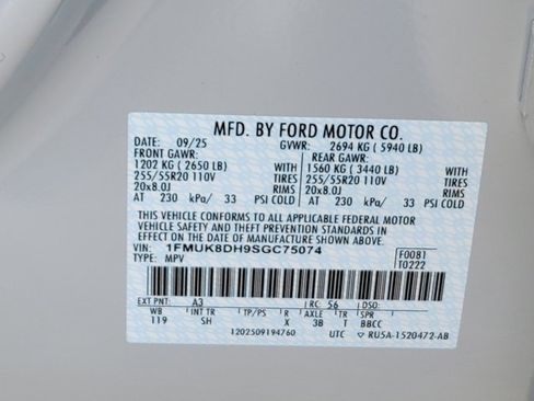 New 2025 Ford Explorer Active w/ Active Comfort Package image 13