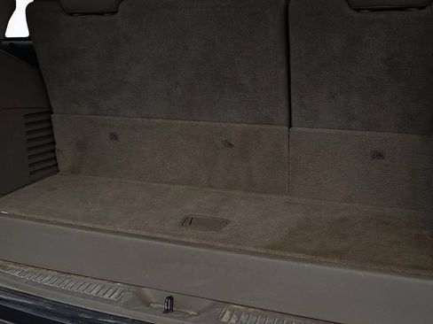 Used 2015 GMC Yukon SLT w/ Open Road Package RWD image 8