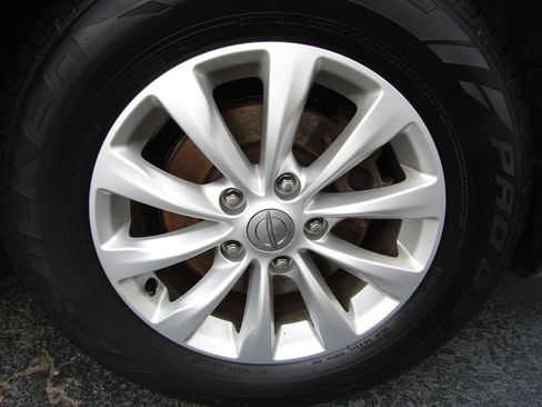 Used 2017 Chrysler Pacifica Touring-L image 33