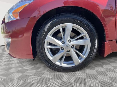 Used 2015 Nissan Altima 2.5 SV w/ Convenience Package FWD image 20