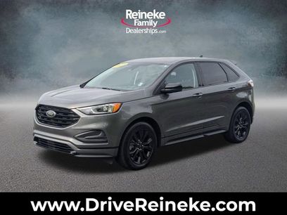 Used 2023 Ford Edge SE w/ Black Appearance Package