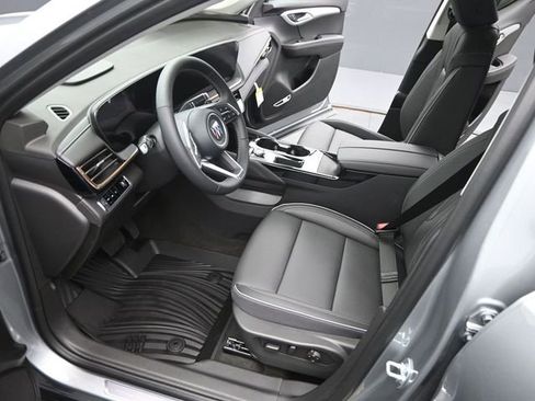 New 2026 Buick Envision Avenir image 9