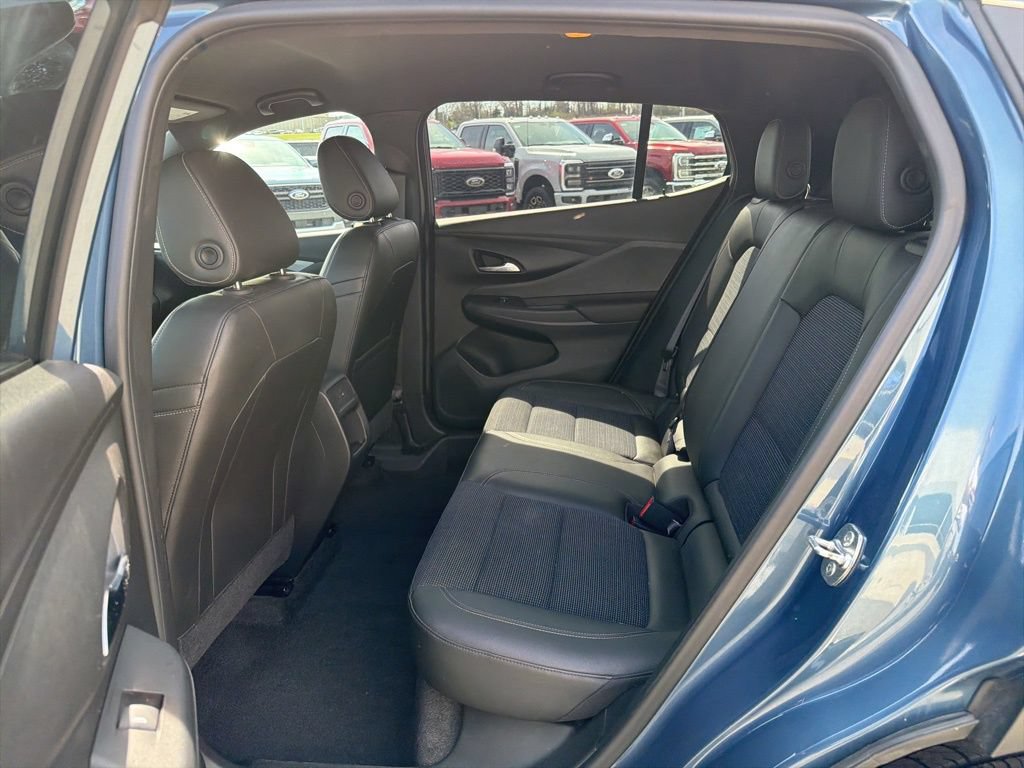 Used 2024 Buick Envista Sport Touring w/ Convenience I Package FWD image 14